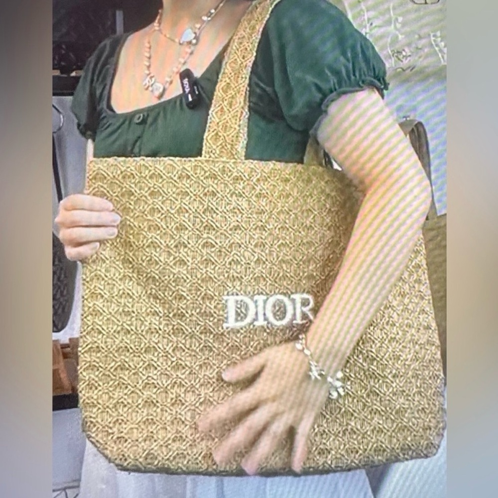 Christian Dior Parfums Large Straw/ Raffia Tote Bag GWP / VIP Gift New - Picture 10 of 11